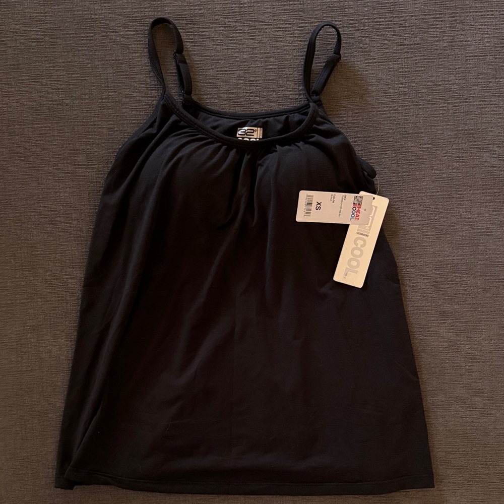 NWT 32 degrees cami top built in bra XS 🖤